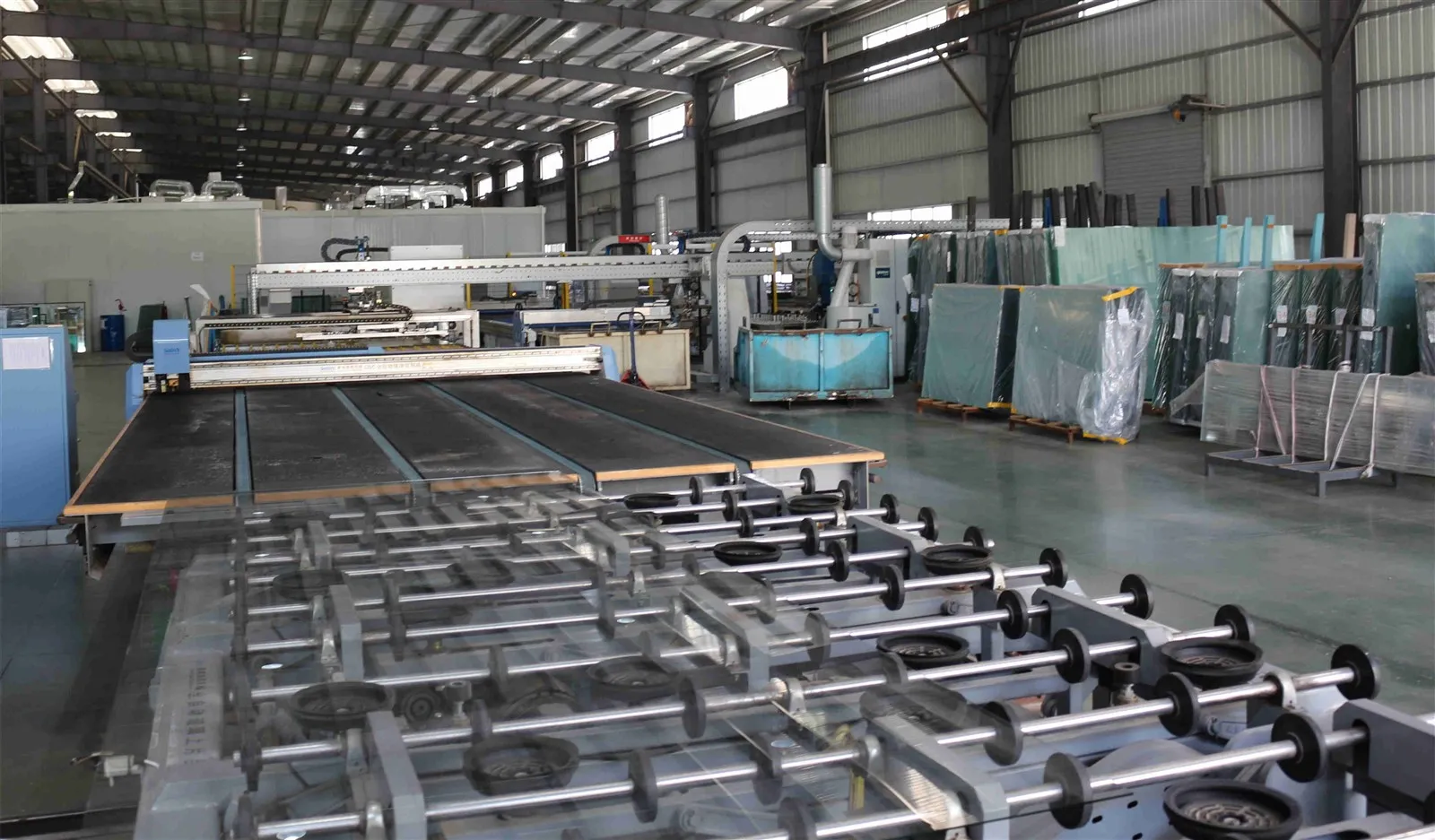 Touch panel tempered glass factory Touch panel tempered glass factory